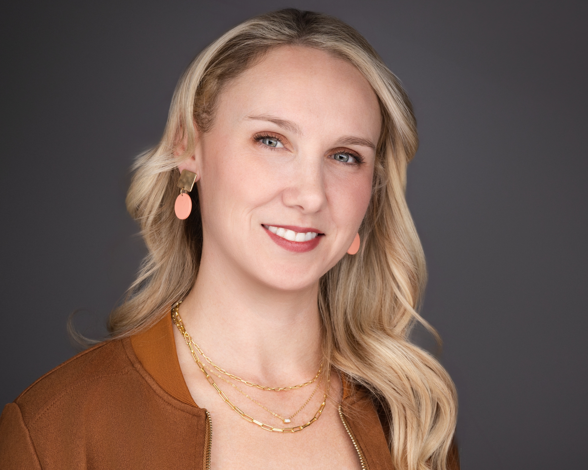 Professional NYC corporate headshots on location at a Manhattan office by 2mm Headshots and Event Photography