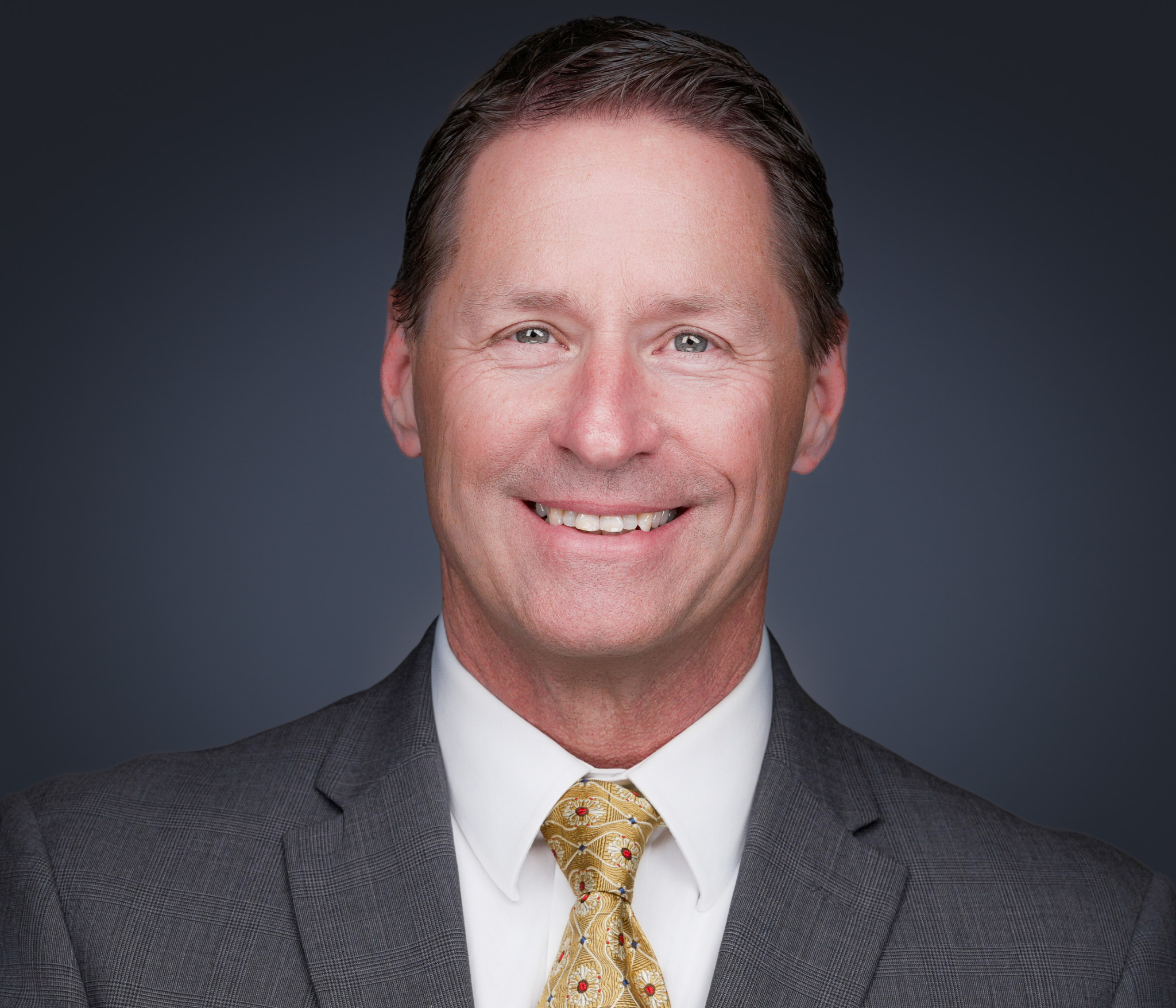 DFW physician portrait in white coat by 2mm Headshots