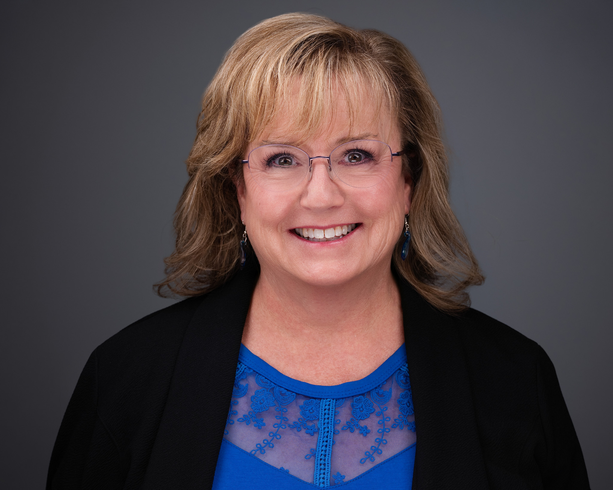Corporate executive headshot along the North Tarrant Parkway corporate corridor by 2mm Headshots