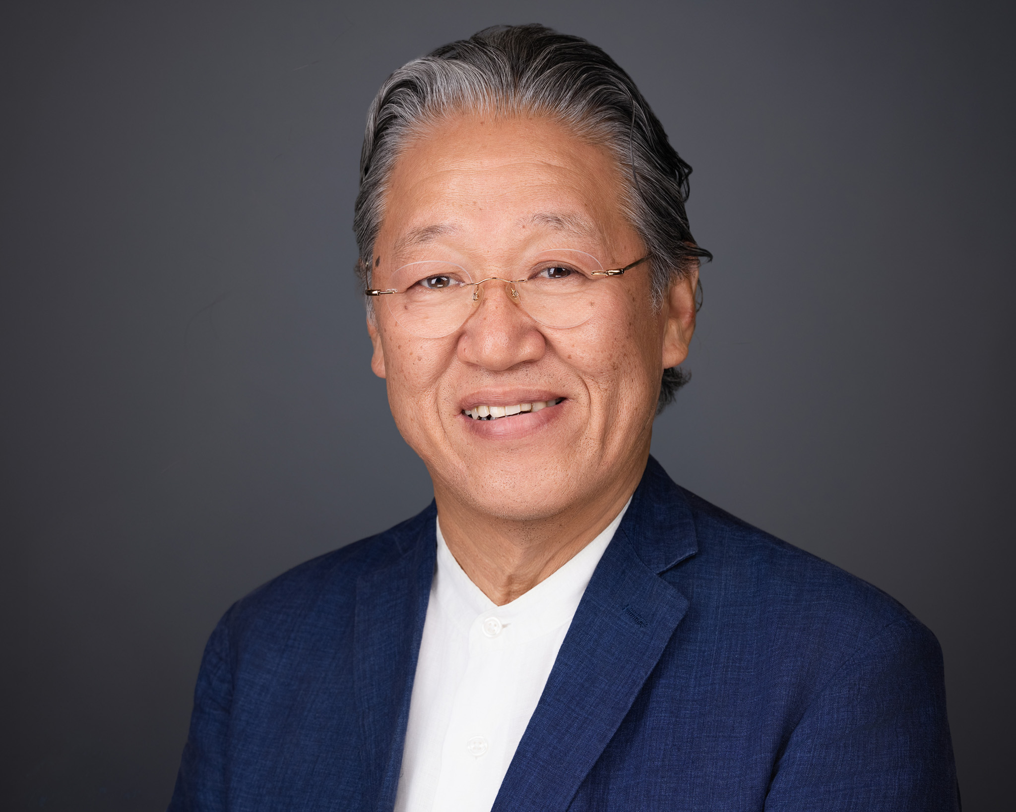 Luxury realtor headshot for The Colony and the Tribute lakefront housing market by 2mm Headshots