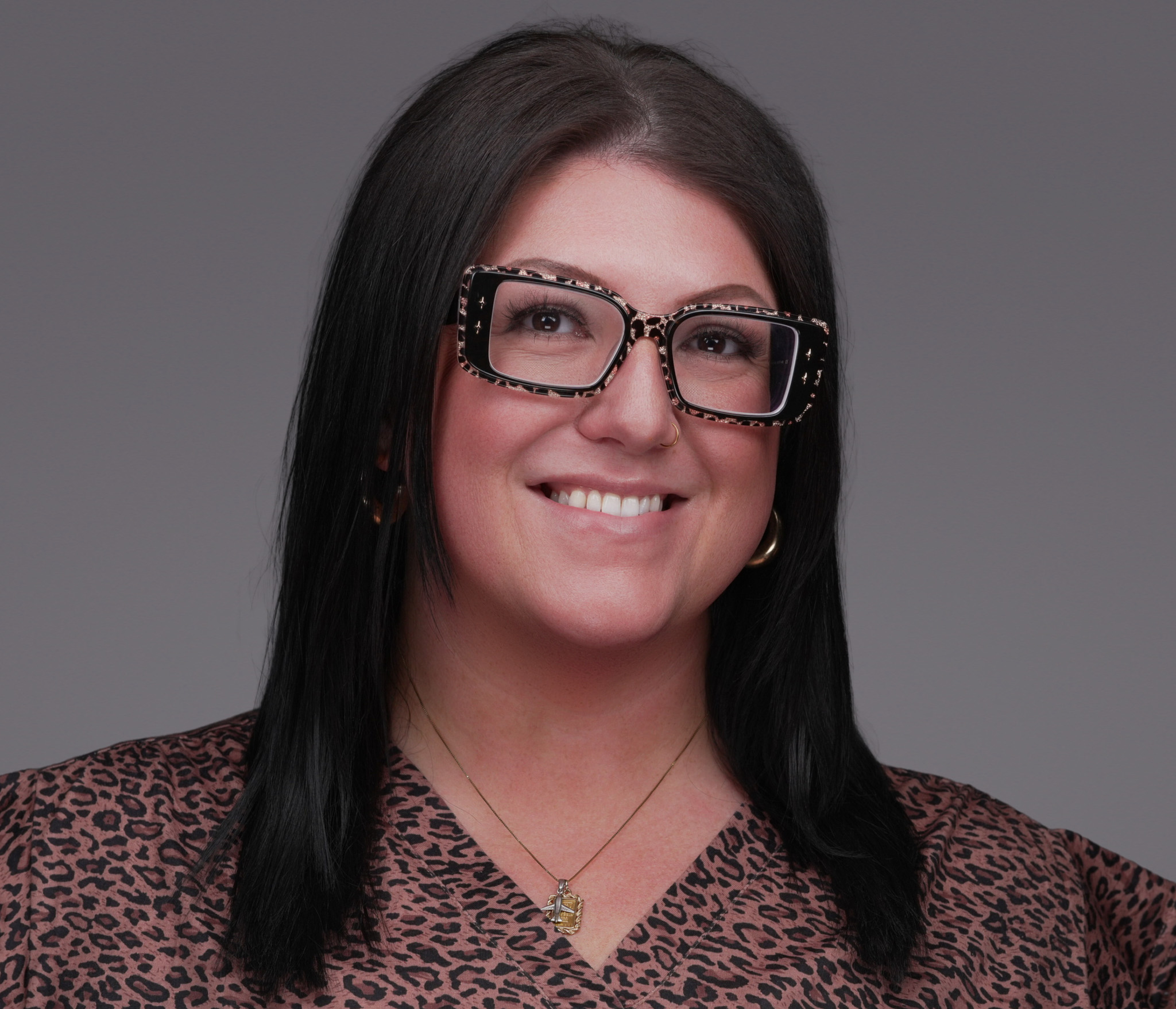 Same-Day Headshot Delivered to Smartphone via AirDrop / QR Code — 2mm Headshots - 2MM Headshots and Event Photography Same-day headshot delivered to a client's smartphone via AirDrop or QR code by 2mm Headshots